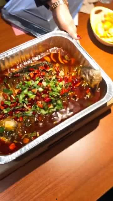 外卖爆料烤鱼怎么做的视频,烤鱼制作全过程大公开 第1张 外卖爆料烤鱼怎么做的视频,烤鱼制作全过程大公开 第1张